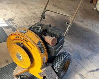 210 vintagecaldorwalkbehindleafblower