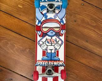 177 speeddemonsskateboardwithstarsands