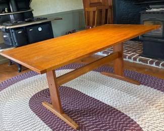 193 rectangularsolidwoodtrestlediningta