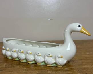 065 ceramicgooseandgoslingsplantersigne