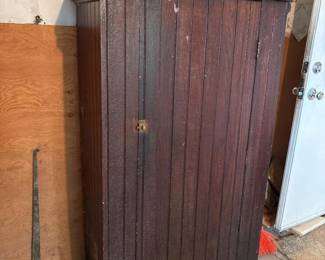 296 antiquewoodencabinet