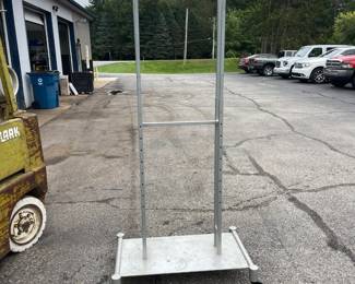 Rolling display rack
