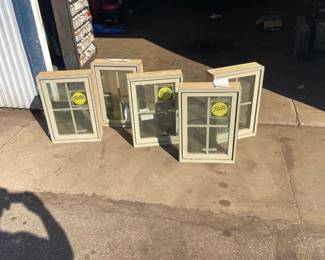 Pella Windows NEW see desription in pictures