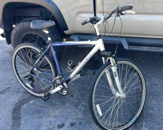 Trek 7100 new tires no issues