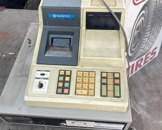 cash resister works
