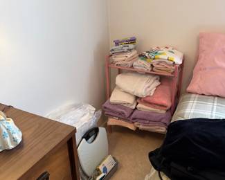 2ND LEVEL - BEDROOM 1 (FIRST LEFT)