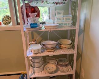 MAIN LEVEL - KITCHEN