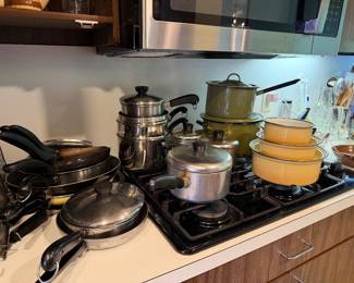 MAIN LEVEL - KITCHEN
