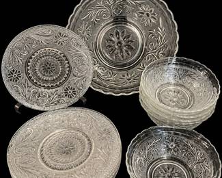Vintage Anchor Hocking Sandwich Glass Serving Bowl, 6 Smaller Bowls And 5 Plates