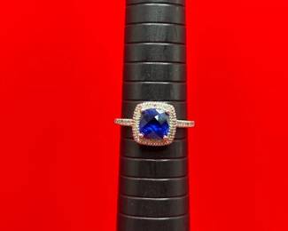 10K White Gold Blue Sapphire Ring