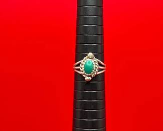 Vintage Silver Southwestern Style Ring