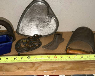 Lot 101: Assorted Vintage Kitchenware and Household Items