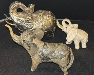 Lot 4: Three Elephant Figurines