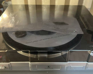 Lot 234: Innovative Technology ITUT-201 USB Turntable
