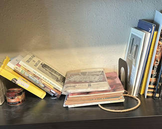 Lot 39: Assorted Books, Craft Magazines, and Pattern Publications