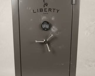 Liberty Franklin Series Gun Safe