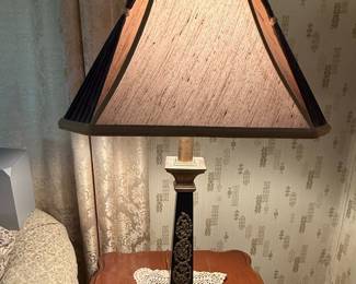 Neoclassical Style Obelisk Table Lamp