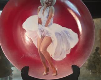 Chris Notarile Marilyn Monroe "The Seven Year Itch" Collector Plate