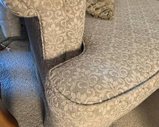 Traditional Style Curved Sofa