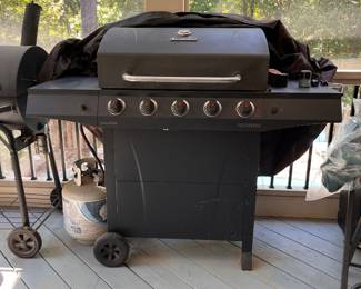 Warring Pro Grill