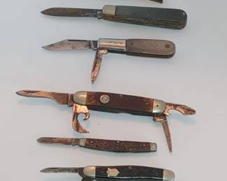 Vintage pocket knives