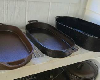Cast iron deep & shallow oval frying pans 