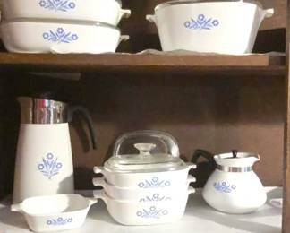Vintage blue corn flower corning ware