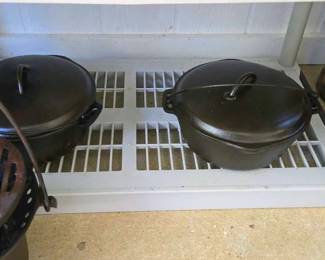 Cast iron dutch ovens