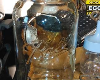 Huge Ball Jar missing wire bail