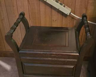 Antique victorian mahogany bedside commode