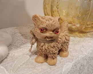 creepy cat
