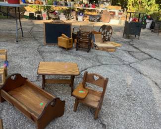 Vintage wood kid/doll furniture