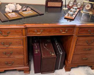 Beautiful leather top partners desk