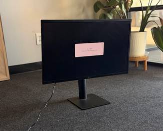 Lot 108: LG UltraFine LG 27BP95E-B / 27EP950-B OLED Panel 26.9" 4K HDR Pro OLED Monitor, Monitor / Stand Only No Power Supply