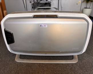 Lot 23: Fellowes AeraMax Pro AM4 Commercial Air Purifier