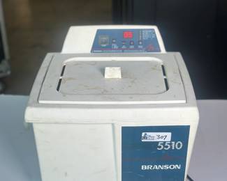 Lot 307: Branson 5510 Ultrasonic Bath Cleaner