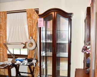 2058Bedroom B Cabinet Details