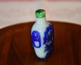 2120Snuff Bottle 1 White Blue Green