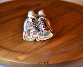 2185Snuff Bottle 5 Mr and Mrs