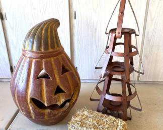 Pumpkin Gemini  Rustic Christmas Tree