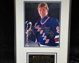 Lot #152 Wayne Gretzky Autographed NY Rangers Photo Framed Gold Signature #99 NHL