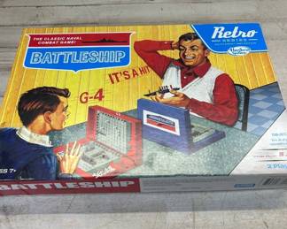 Lot #238 Hasbro Battleship Retro Series 1967 Edition Board Game Red Blue Fleet Complete