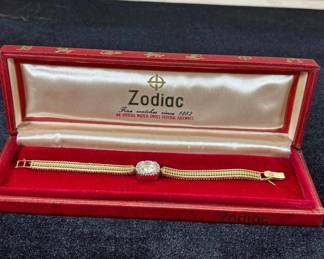 Lot #58 Zodiac Swiss Ladies 14K Gold Diamond Halo Dress Watch Mesh Bracelet Original Box