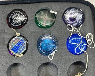 Lot #233 Yomega Yo-Yo Collection Lot Raider Fireball Brain Rocket Team Yomega Case