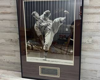 Lot #147 Bob Feller Autographed Cleveland Indians B&W Photo Framed HOF MLB Baseball