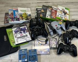 Lot #231 Mixed Video Game Lot N64 PS2 PS3 Xbox 360 Wii Controllers Games Bundle