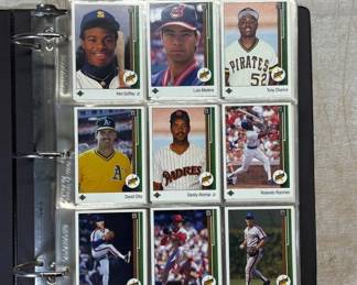 Lot #92 1989 Upper Deck Baseball Card Complete Set Binder Ken Griffey Jr RC #1 Rookie
