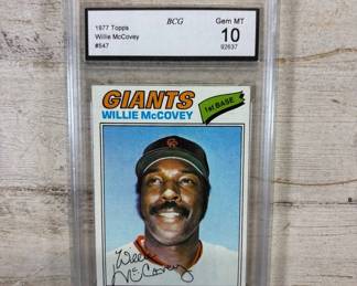 Lot #25 1977 Topps Willie McCovey #547 SF Giants Baseball Card BCG Gem MT 10 Graded