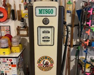 vintage Musco gas pump