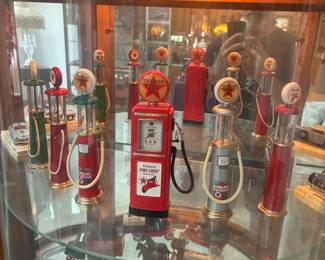 toy pumps